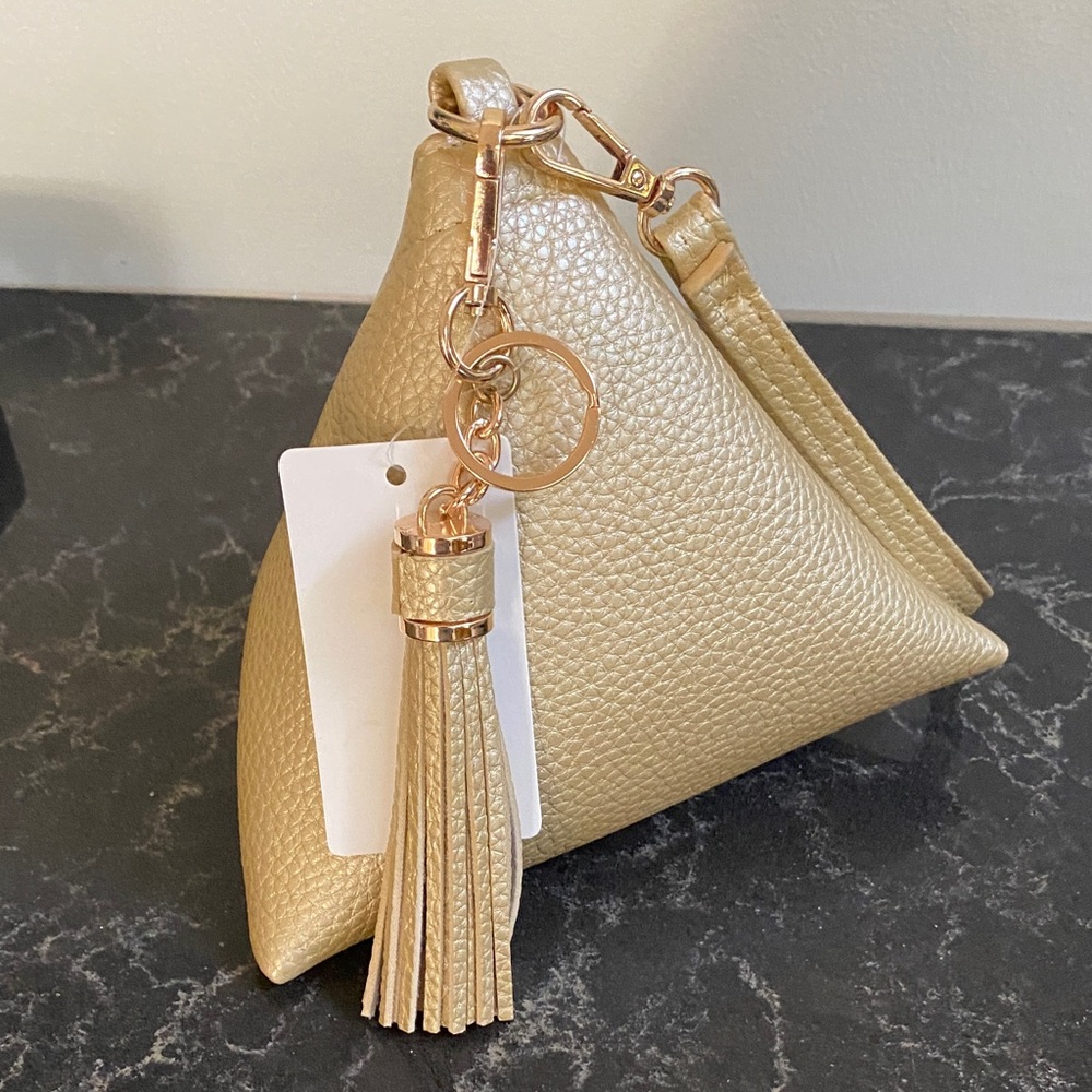 Elegant Women's Bag with Tassel